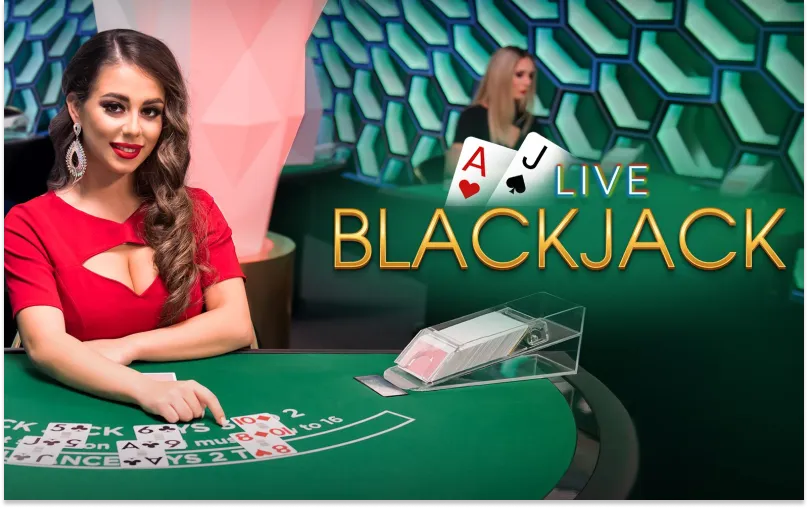 Nehmen Sie am Tisch Platz und spielen Sie gegen echte Dealer beim Live-Blackjack.